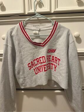 Reverse Sacred Heart University V-Neck Sweatshirt - White & Red